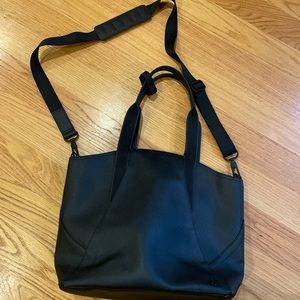 Lululemon tote bag and wristlet